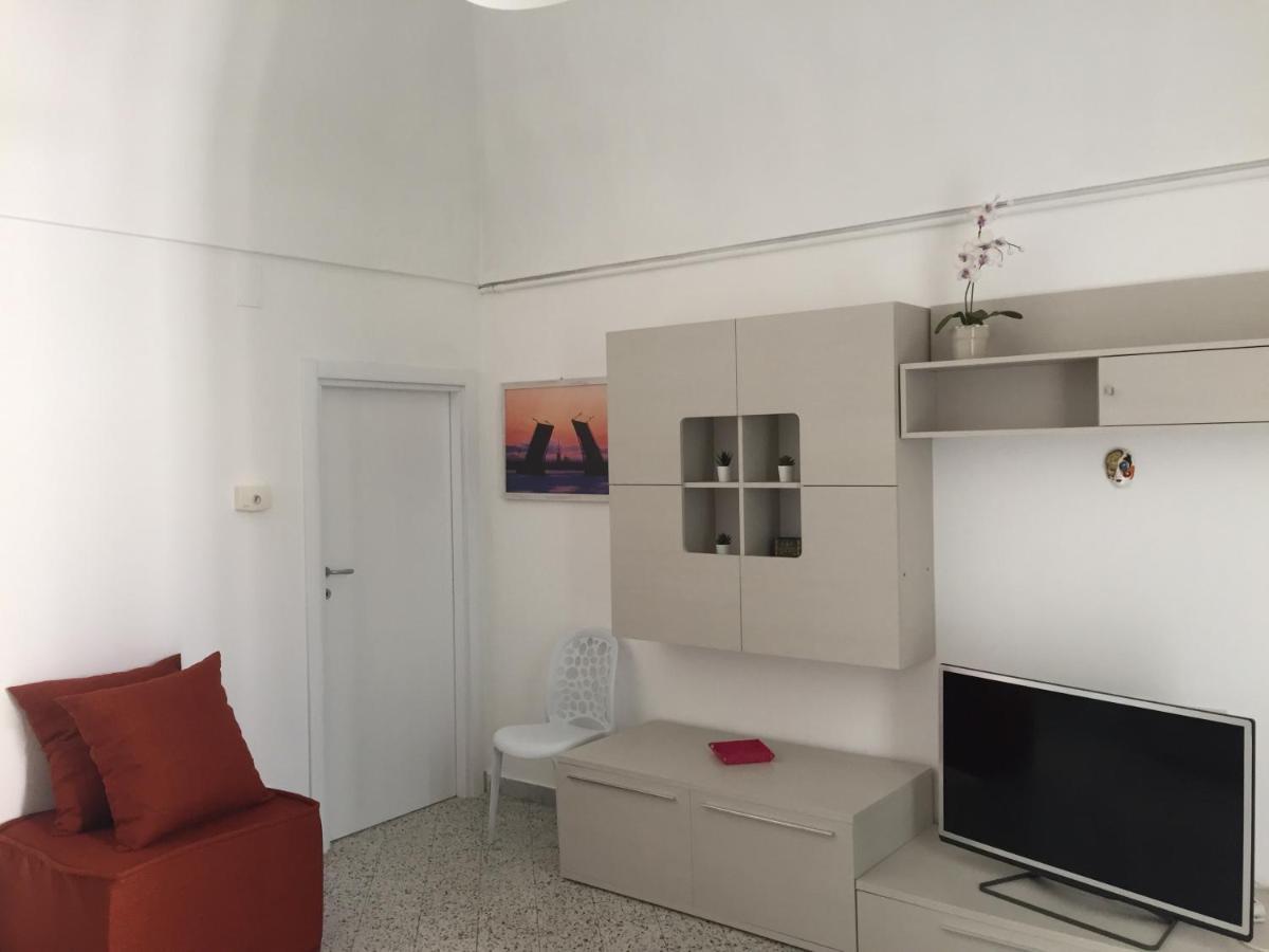 Donna Nina - Via San Martino 62 Apartment Monopoli Exterior photo